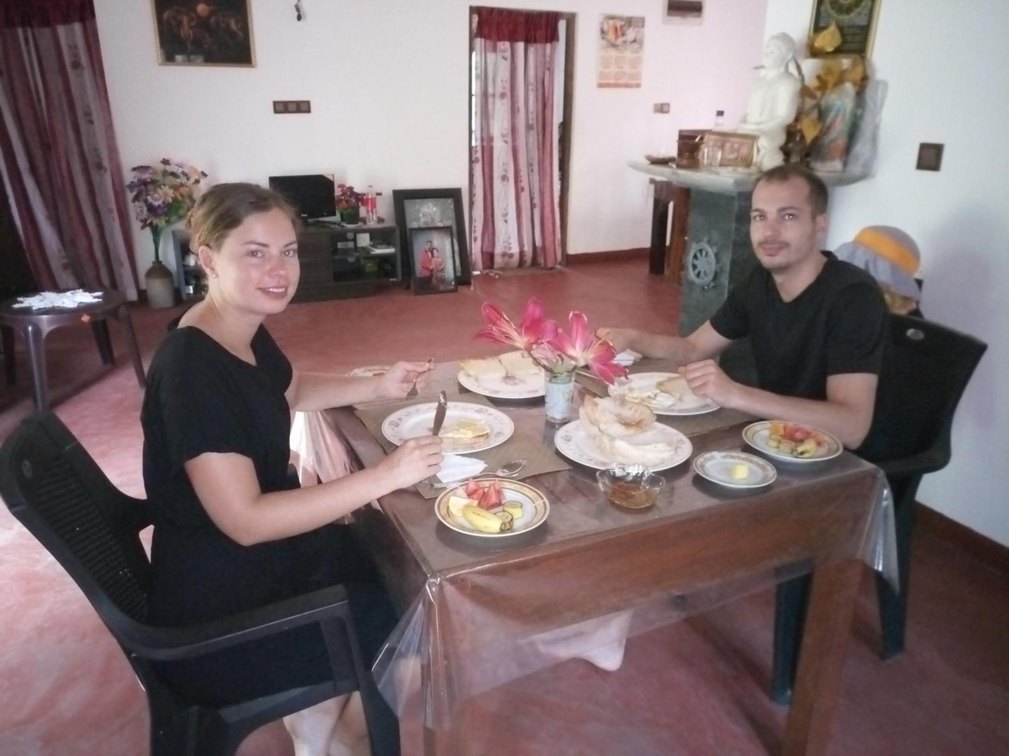 Silent Peacock Villa And Peacock Cafe Tangalle Kültér fotó